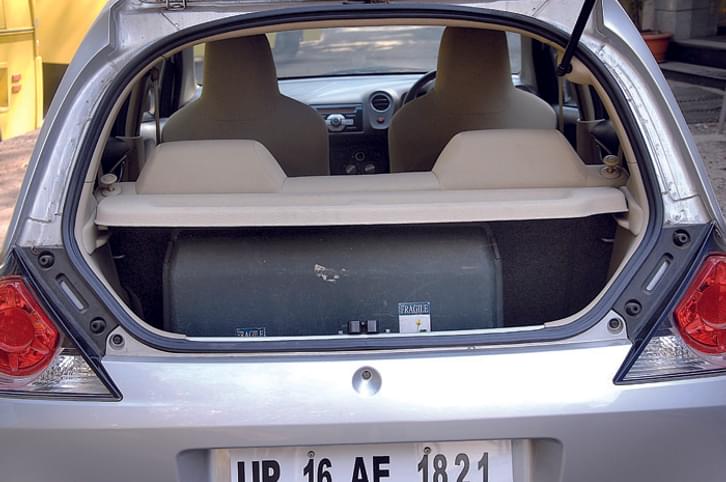 Honda Brio V (Second report) Honda Brio V (Second report)
